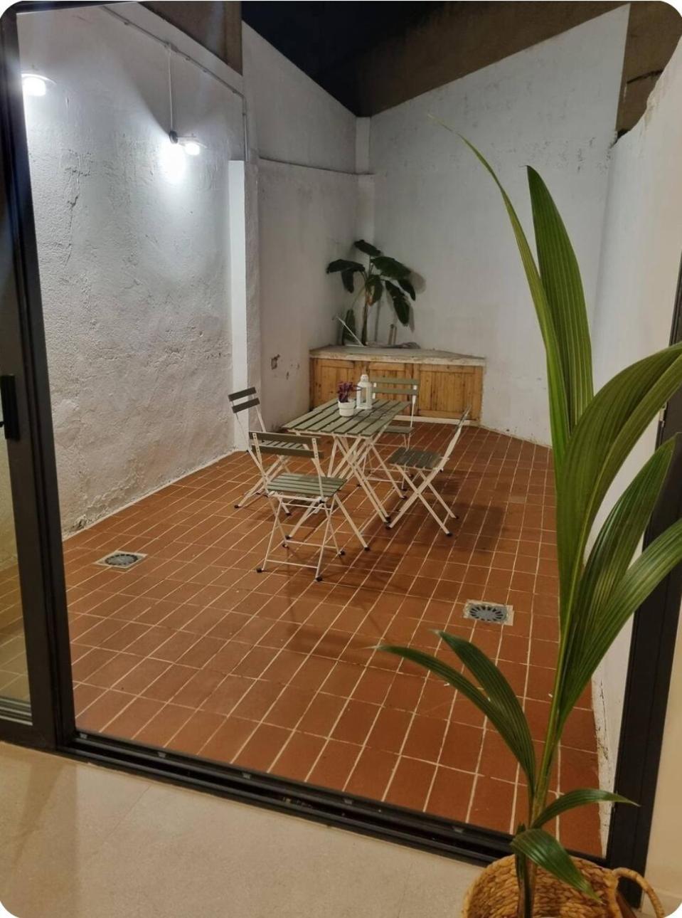 Loft Taronja Ruzafa-Parque Central Valencia Exterior photo