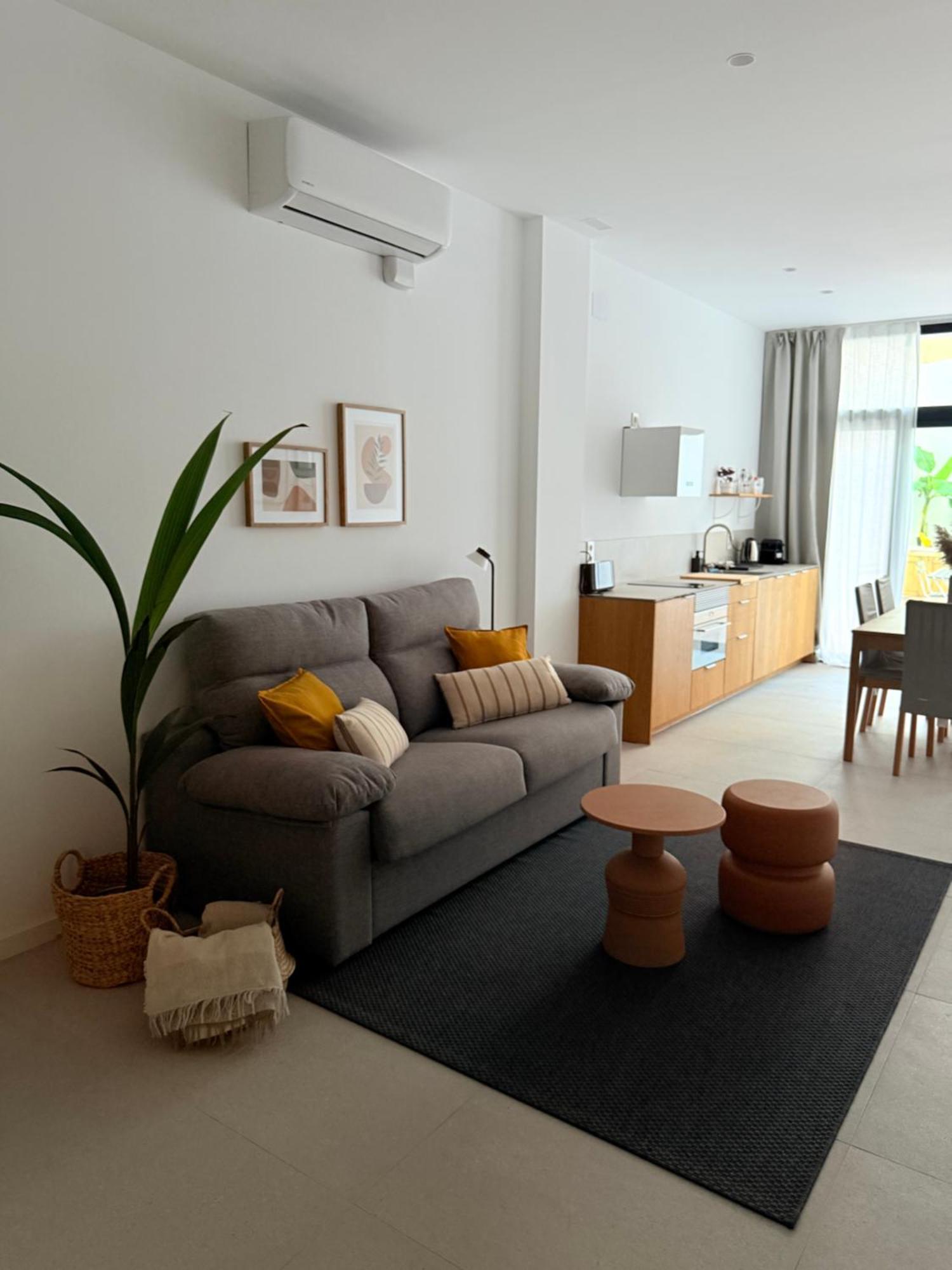 Loft Taronja Ruzafa-Parque Central Valencia Exterior photo