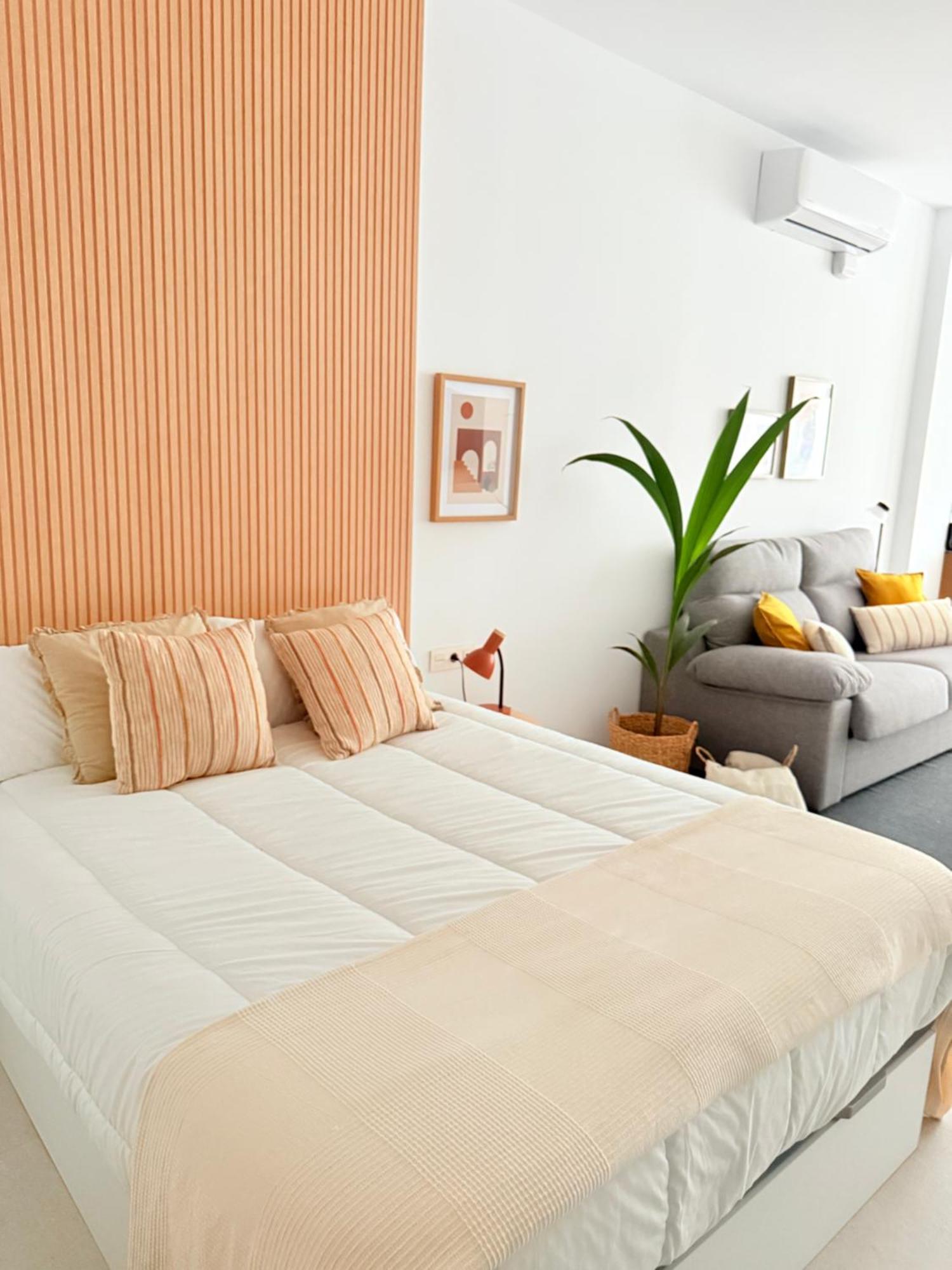 Loft Taronja Ruzafa-Parque Central Valencia Exterior photo